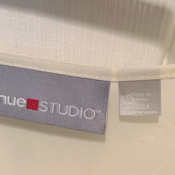 Off white shear tank top size 22/24 from Avenue - Picture 4 of 4